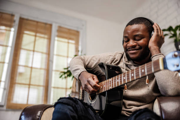 istock He loves music 1862133682