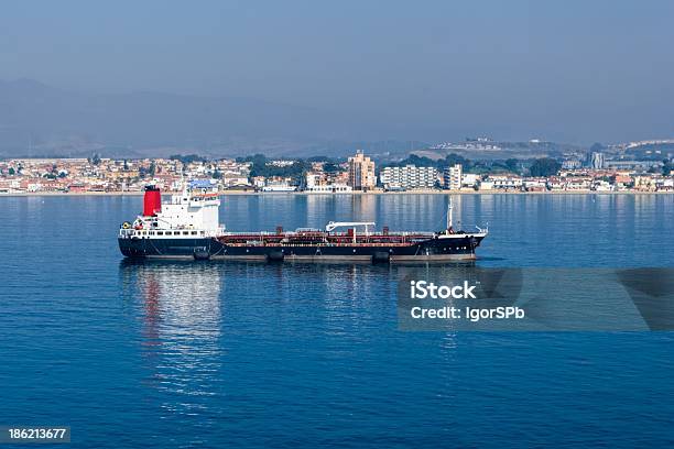 Öltanker Stockfoto und mehr Bilder von Algeciras - Algeciras, Hafen, Handelshafen