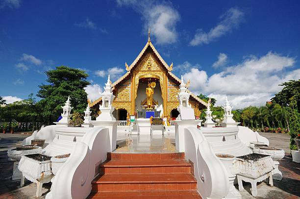 istock Wat Phrasing Chiangmai Thailand 186226290