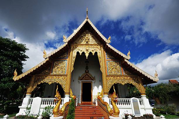 istock Wat Phrasing Chiangmai Thailand 186227053