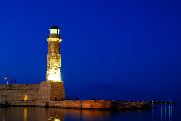 istock Old lighthouse in city of Rethymno 186227150