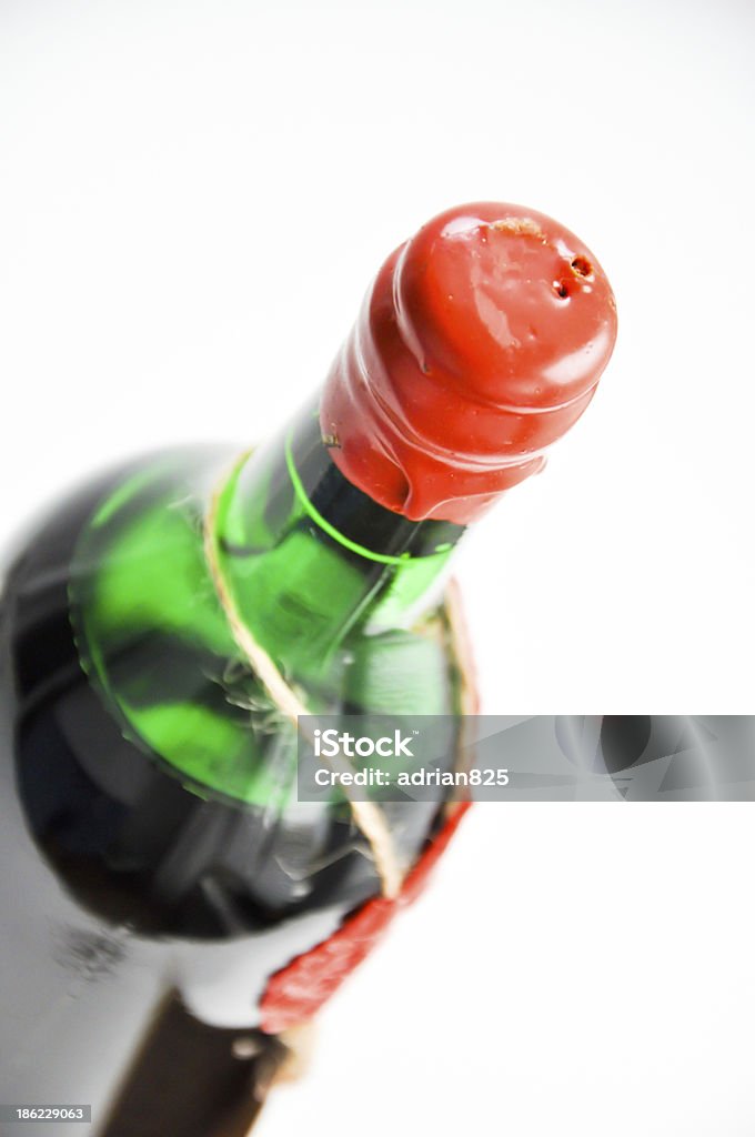 Botella de vino tinto de - Foto de stock de Anticuado libre de derechos