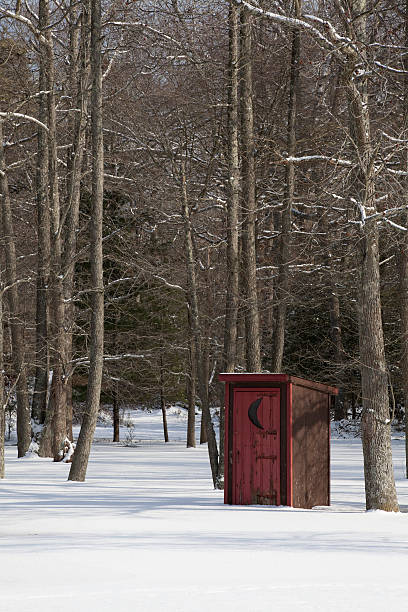 istock Outhouse in snow 186234727