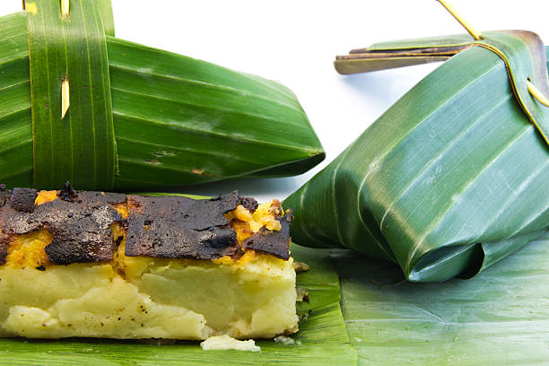 istock .Thai Dessert Packages Made From Banana Leaves 186236987