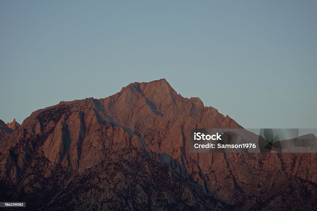 Lone Pine Peak bei Sonnenaufgang - Lizenzfrei Alpenglühen Stock-Foto