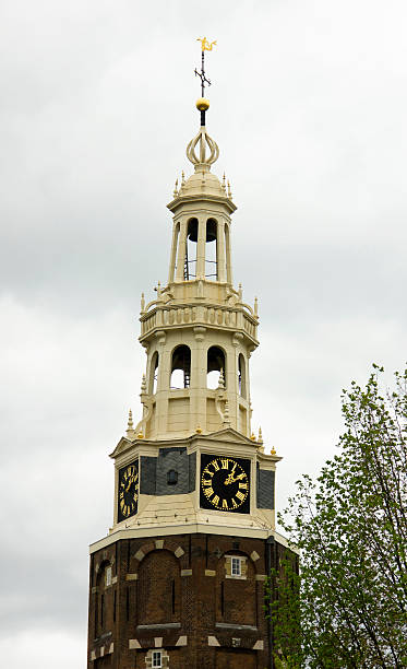 amsterdam-montelbaanstoren clock tower - munt tower zdjęcia i obrazy z banku zdjęć