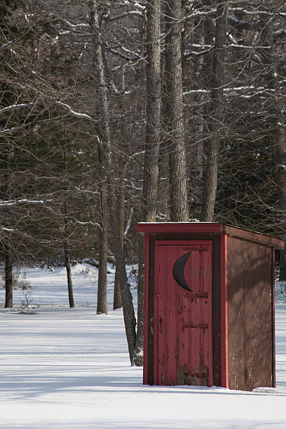 istock Outhouse in snow 186254745
