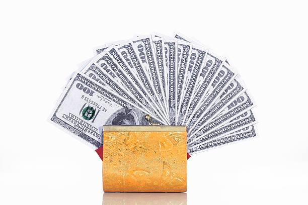 istock money in cash 186255304