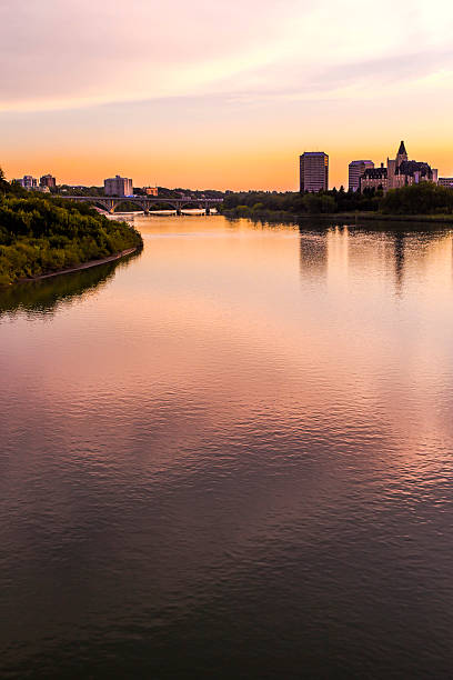 saskatoon horizonte - bessborough imagens e fotografias de stock