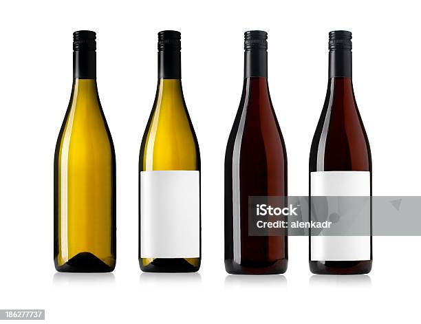 Conjunto De Garrafas De Vinho - Fotografias de stock e mais imagens de Garrafa de Vinho - Garrafa de Vinho, Figura para recortar, Fundo Branco