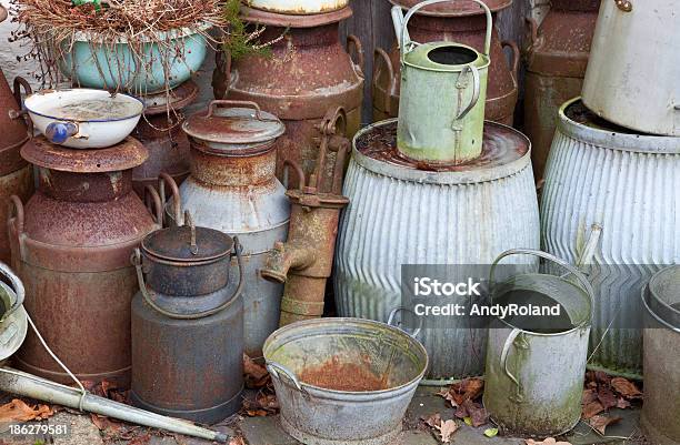 Old Milch Churns Stockfoto und mehr Bilder von Alt - Alt, Waschtrog, Altertümlich