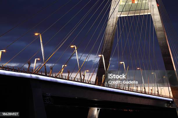 Ponte - Fotografie stock e altre immagini di Acciaio - Acciaio, Architettura, Autostrada