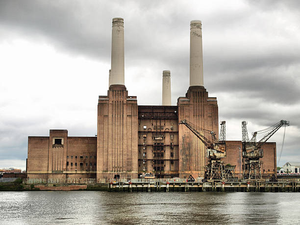 istock Battersea Powerstation, London HDR 186286528
