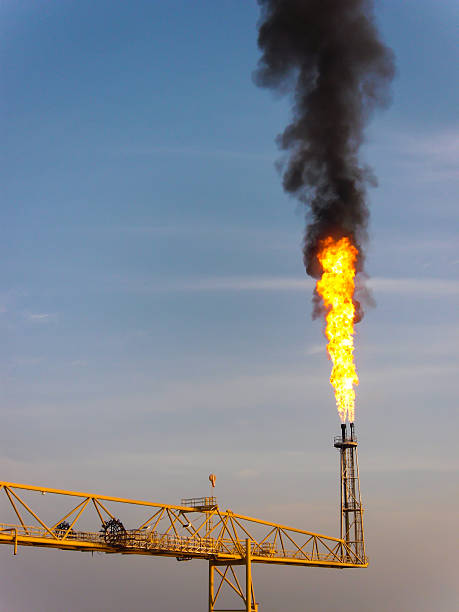 istock Flare station in oil and gas construction 186299768