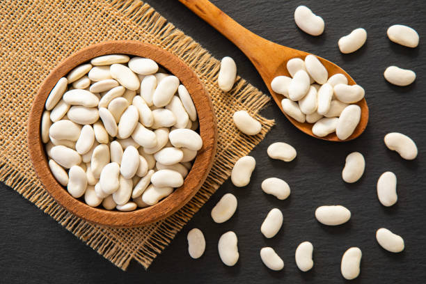Dried raw cannellini bean in a bowl