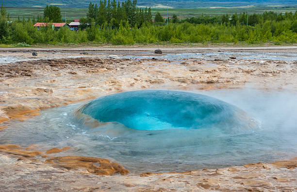 istock Strokkur geyser, Iceland 186309253