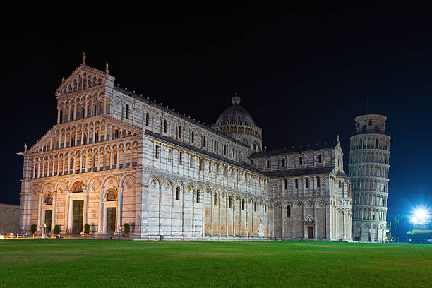 istock Pisa with leaning tower in the night 186313550