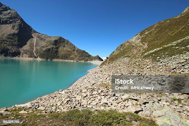 Panorama Do Lago Alpino De Speicher Finstertal Kuehtai Tirol Áustria - Fotografias de stock e mais imagens de Ajardinado