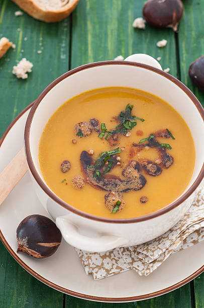 istock Cream of chestnut soup 186327118