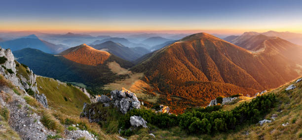 istock Autumn Slovakia mountain  panorama 186329221