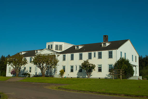 istock Tillamook Naval Air Station Administration Building 186334286