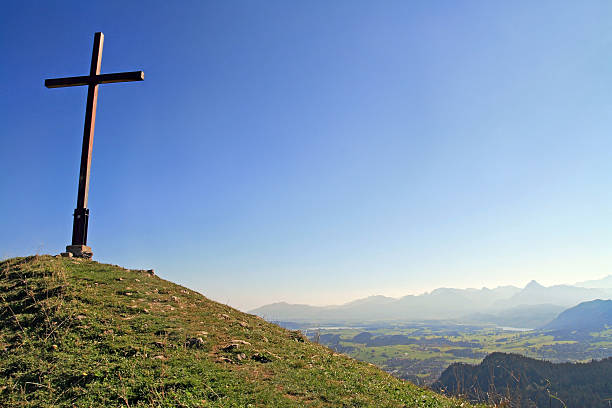 la croix du sommet - überblick photos et images de collection