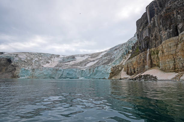 istock Massive Glacier Flowing Doiwn to the Sea 1863393694