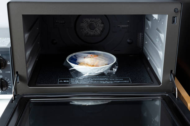 istock warm up food in the microwave 1863399289