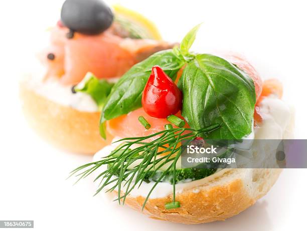 Sanduíche Com Peixevermelho - Fotografias de stock e mais imagens de Alimentação Saudável - Alimentação Saudável, Almoço, Assado no Forno