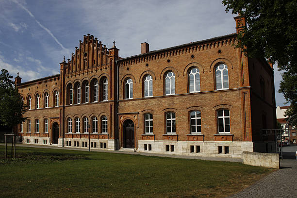 istock Salza-Gymnasium Bad Langensalza 186344662