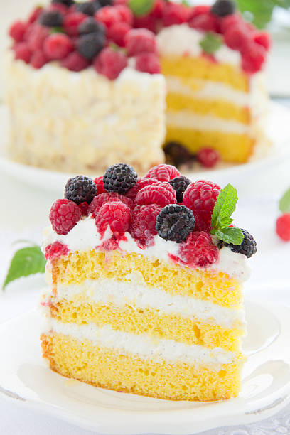 istock Sponge cake with cream and raspberries. 186348286
