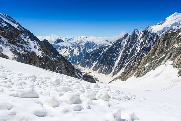 alpi paesaggio - european alps mountain mountain peak rock foto e immagini stock