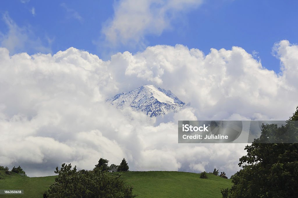 Cáucaso montanhas - Foto de stock de Colina royalty-free
