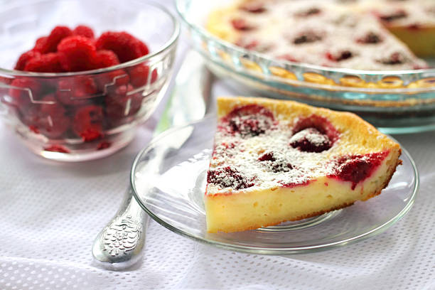 istock Cottage cheese pie with raspberries 186354351