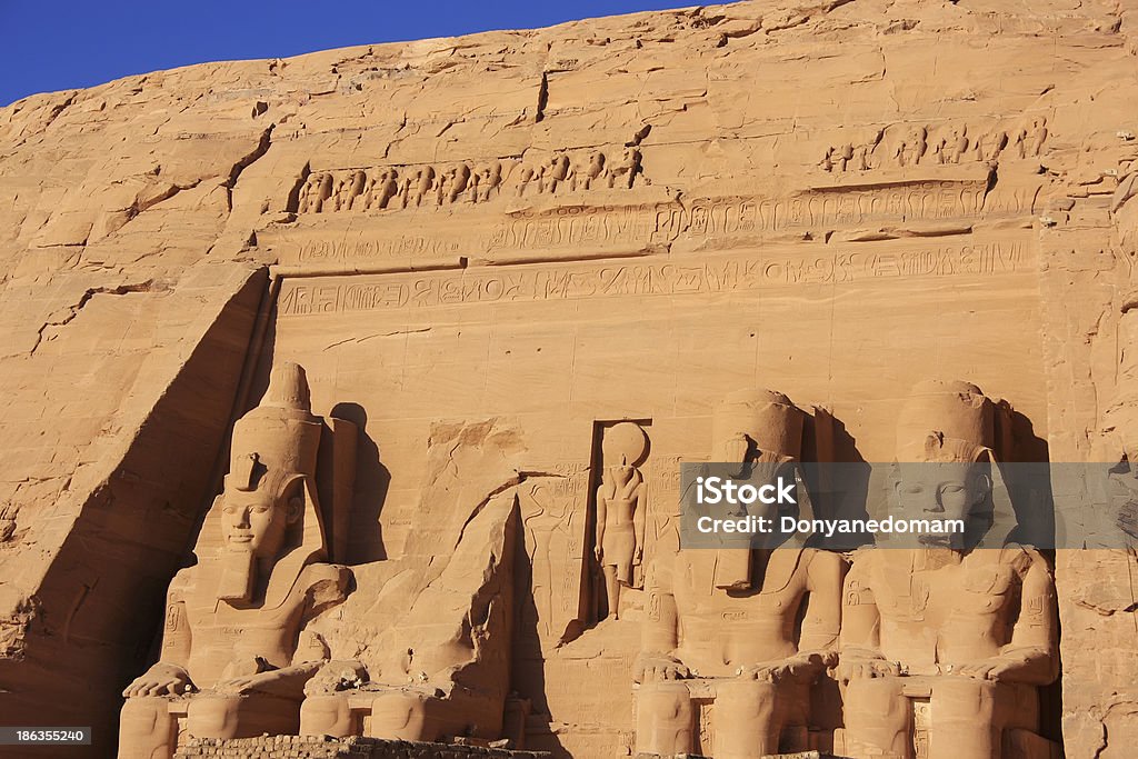 Wielki temple of Abu Simbel, Nubia - Zbiór zdjęć royalty-free (Abu Simbel)