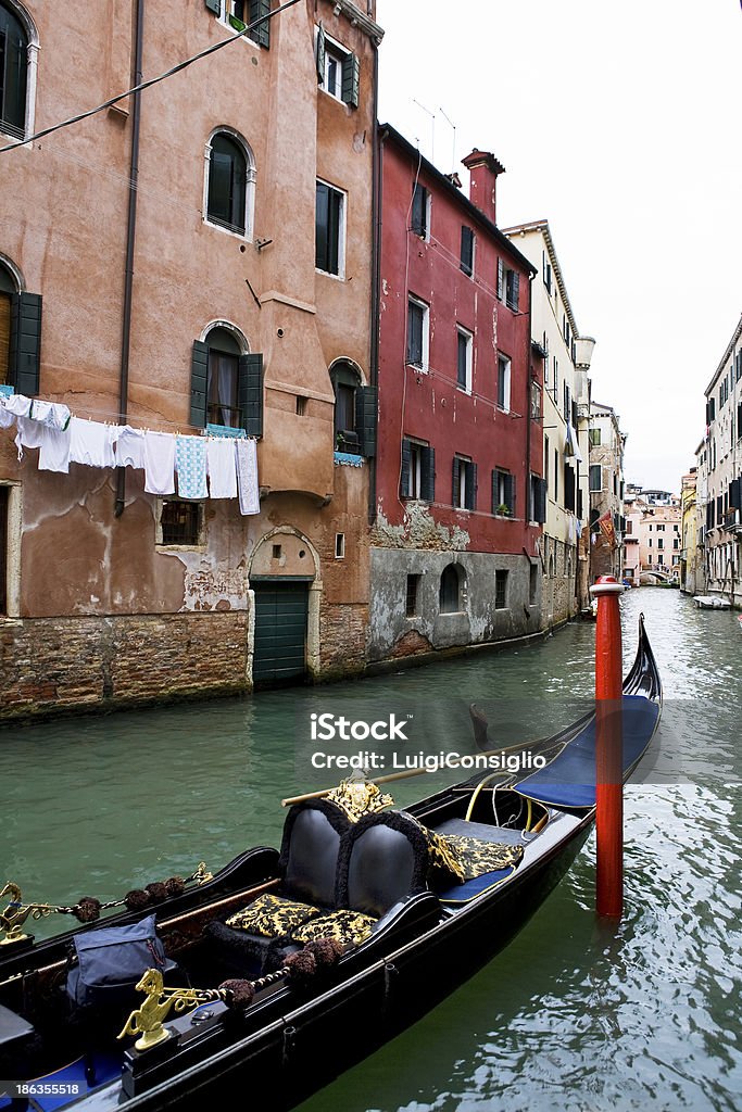 Gondole dans le Canal à Venise, Italie - Photo de Architecture libre de droits