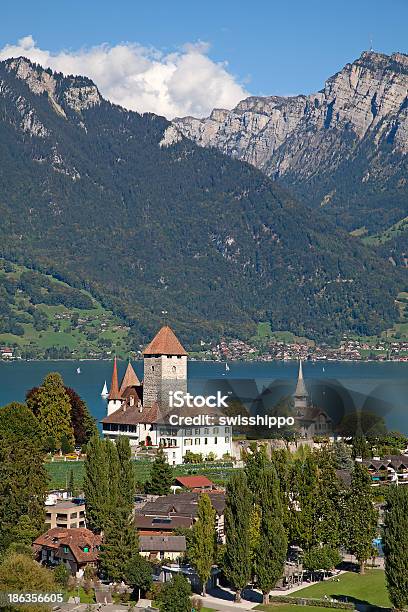 Photo libre de droit de Spiez Castle banque d'images et plus d'images libres de droit de Château - Château, Lac Thun, Thun