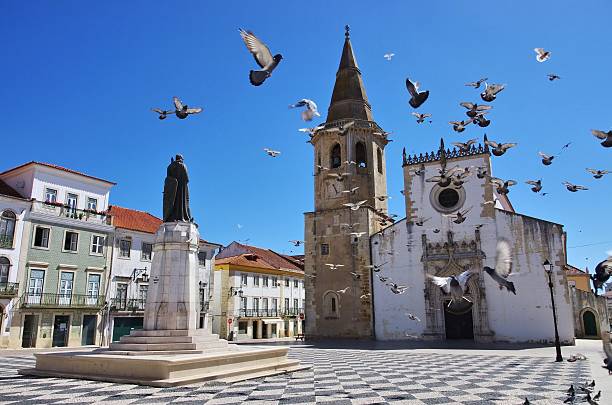 tomar church - flugel photos et images de collection