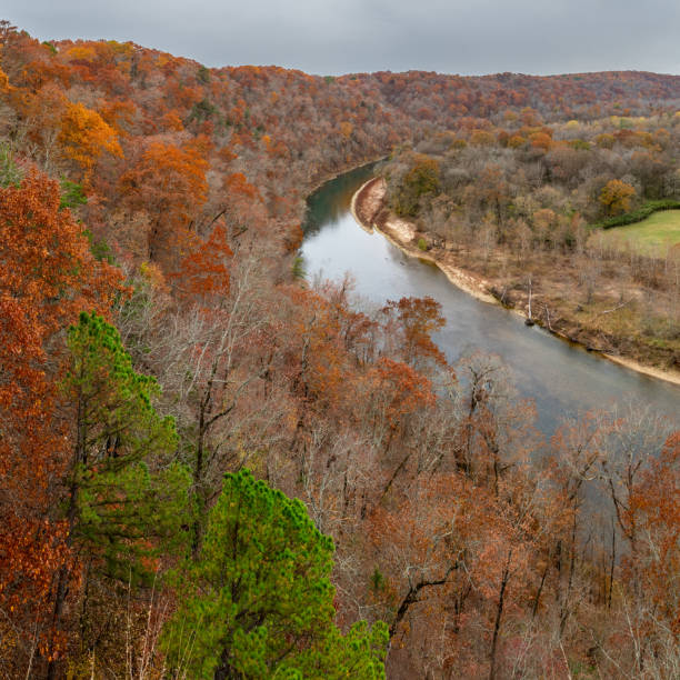 istock Illinois River from Sparrowhawk Overlook, OK 1863812520