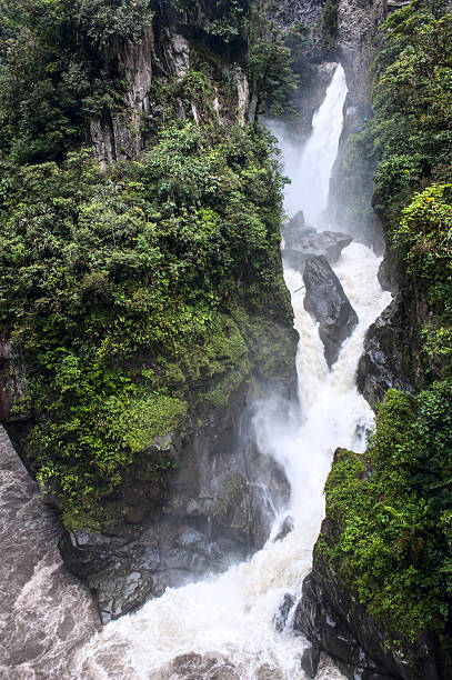 istock Pailon del Diablo - Mountain river and waterfall in Ecuador 186386352