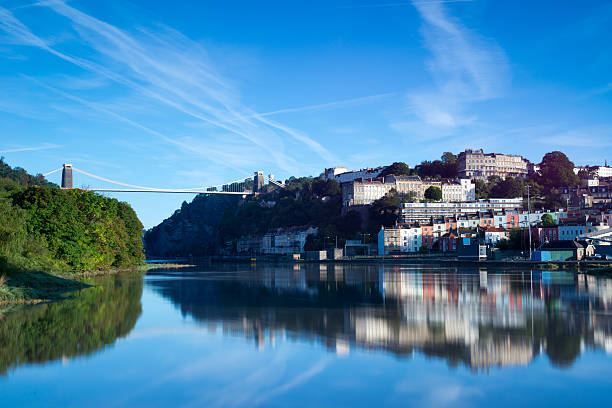 ponte suspensa de clifton - bristol england bridge clifton suspension bridge suspension bridge - fotografias e filmes do acervo