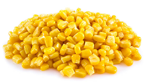 кукуруза консервированная - corn kernel стоковые фото и изображения