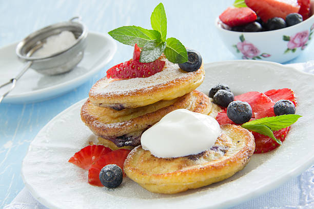 istock Pancakes with blueberries and strawberries. 186401121