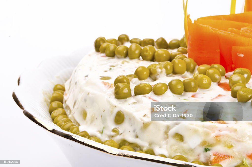 Salada de legumes com maionese de esmalte - Foto de stock de Alimentação Saudável royalty-free