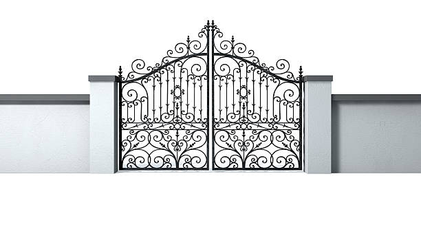 istock Closed Ornate Gates And Wall 186412453
