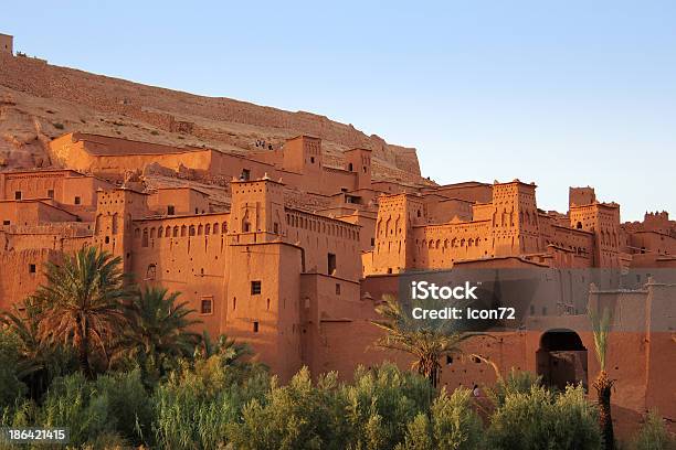 Marruecos El De Arcilla Kasbah Ait Benhaddou Oldfortified City Foto de stock y más banco de imágenes de Valle de Draa