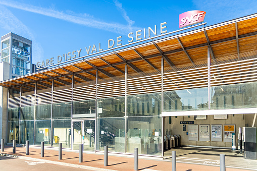 Issy-les-Moulineaux, France - September 09, 2023 : Street entrance of Issy Val de Seine railway station