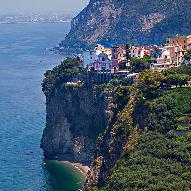 istock Town on a cliff above sea 186444547