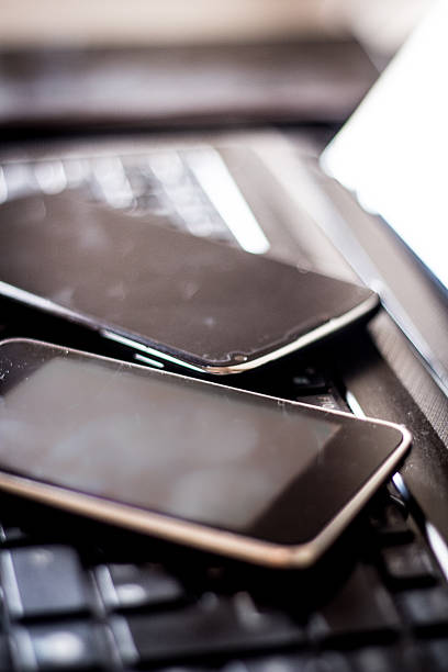 istock Smart phone and laptop - business concept 186457097