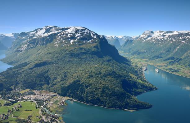 istock The views from Hoven Summit, Norway 1864822407